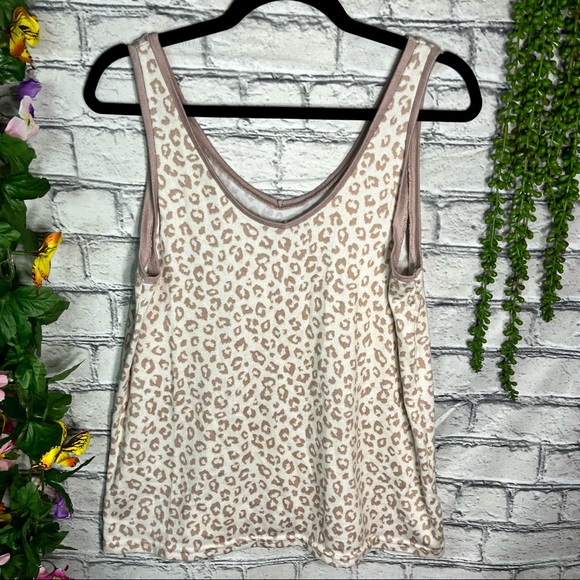 ]🌼3/$30🌼Nicole Miller New York Leopard Printed Super Soft Swing Tank Size Med. - Picture 6 of 15